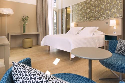 Oceania lHotel de France Nantes Oceania lHôtel de France Nantes is perfectly located for both business and leisure guests in Nantes. The hotel offers guests a range of services and amenities designed to provide comfort and conveni