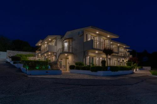 Nondas Apartments - Location saisonnière - Lassi