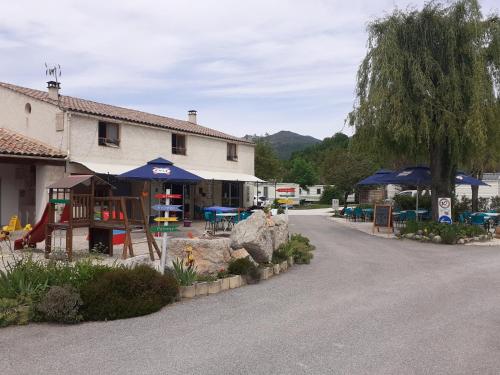 Camping les Lavandes, Castellane - Hotel