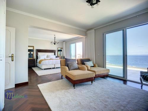 PEARLS BEACH VILLA 1