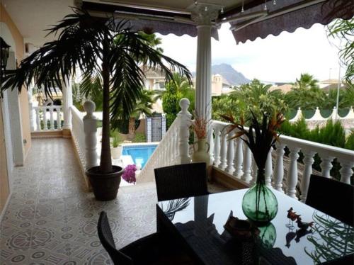 Villa Paradise in Benferri