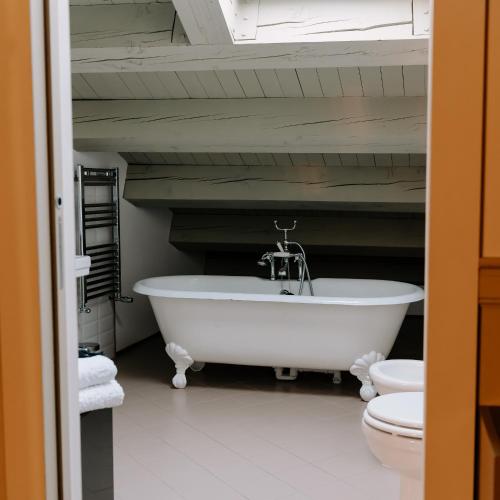 356114480 Maison Matilda - Luxury Rooms & Breakfast