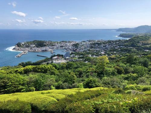 Izu Hokkawa Seaside Guesthouse 伊豆北川の家