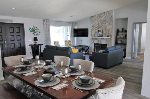 Comfortable vacation property minutes from downtown in Cathedral City, USA