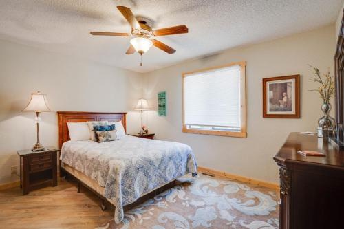 Lake Breeze Timber – Lake Ozark, MO