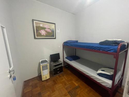 1 bunk bed