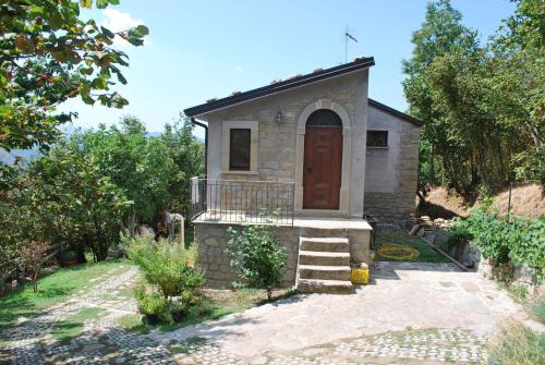  Agriturismo Fontanapietra, Pension in Tortorici bei CastellʼUmberto Vecchio