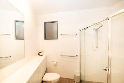 SALTWATER 1 - PENTHOUSE APARTMENT with OCEAN VIEWS - SLEEPS 8 SALTWATER 1 - PENTHOUSE APARTMENT with OCEAN VIEWS - SLEEPS 8