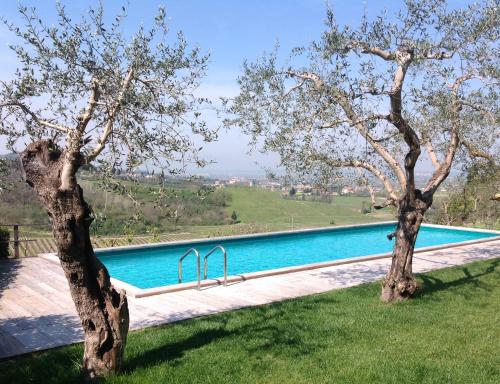  Sangiovese, casa con piscina tra vigne e tartufi, Pension in San Miniato