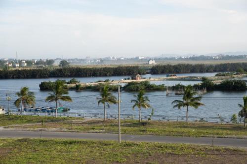 1 Stop ViVi An Bang Beach Hoi An Hotel