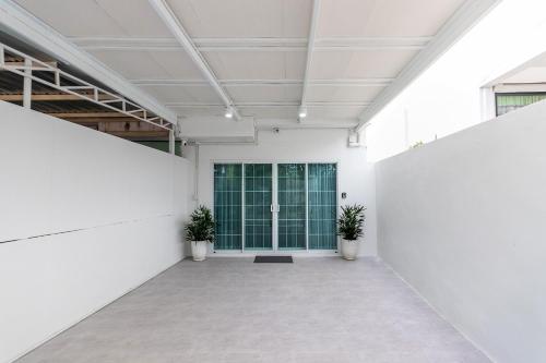 Ozzy's home@Banchang Ozzy's home@Banchang