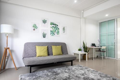 Ozzy's home@Banchang Ozzy's home@Banchang