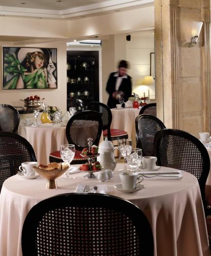 Best Western Plus Embassy Hotel - image 5