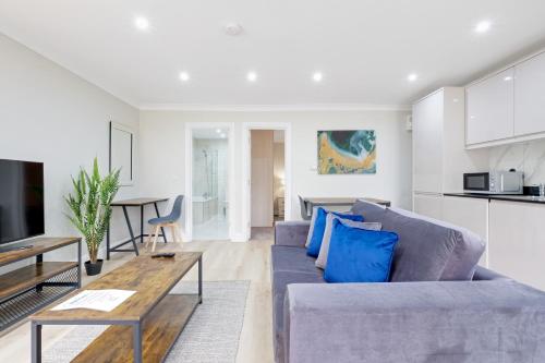Deanway Serviced Apartments Chalfont St Giles By 360Stays - Chesham