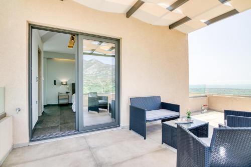 ระเบียง/ชานเรือน, Serenity Suites sea view Zacharo in ซาคาโร (อิเลีย)