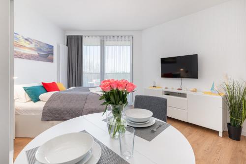 Apartments Mazowiecka by the Sea Pobierowo by Noclegi Renters - image 3