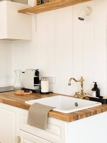 Létesítmények, Ragnar Glamp Milzkalne Lux in Milzkalne