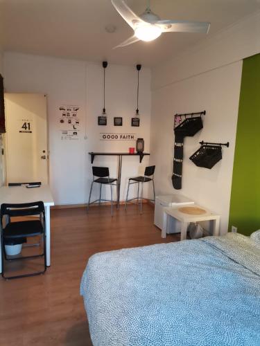 Marques Mini Hostel - image 9