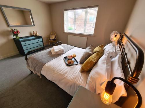 Goodwins' by Spires Accommodation a comfortable place to stay close to Burton-upon-Trent