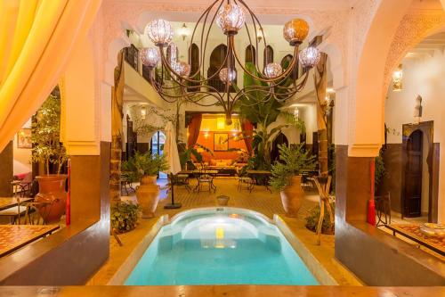 RIAD PACHAVANA