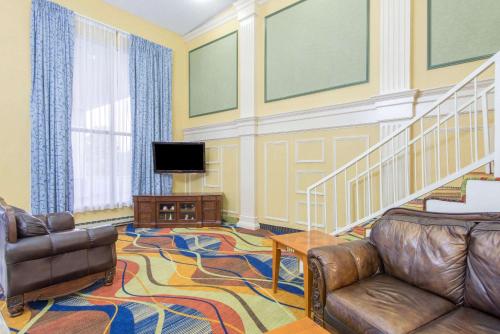 Days Inn by Wyndham Roanoke Near I-81 in Roanoke, USA
