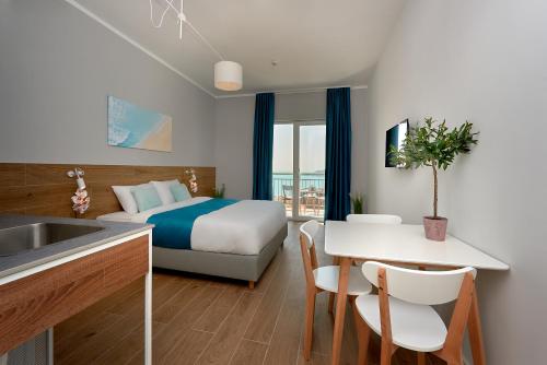 Hotel Larimar - image 9