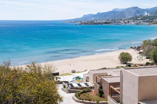 Beach, Afroditi Apartments in Makris Gialos