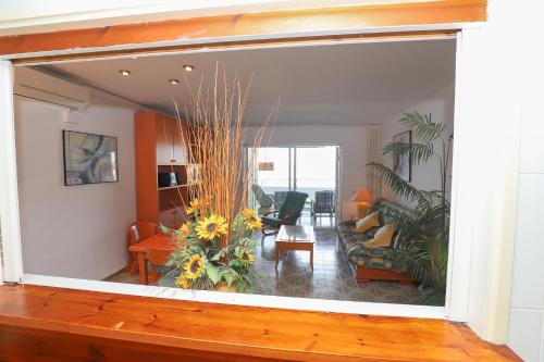 DIFFERENTFLATS Rits - image 2