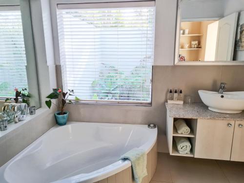 Cherry Berry Lodge Cherry Berry Lodge