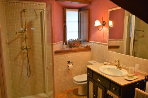 卫浴间, Casa acogedora en pueblo de montaña (Casa acogedora en pueblo de montana) in 巴尔德雷迪夫莱