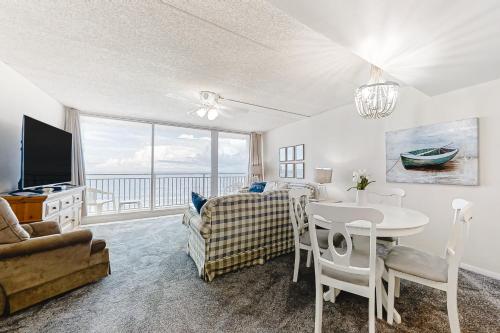 Pelican Condos in New Smyrna Beach, USA