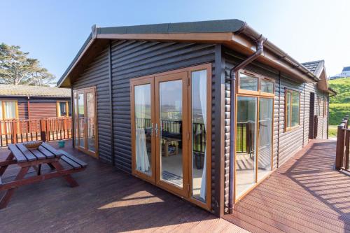 外部景觀, Finest Retreats - Serendipity Lodge in 聖約翰