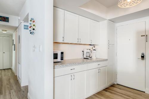 Sandpiper Tower 606 in Satellite Beach, USA
