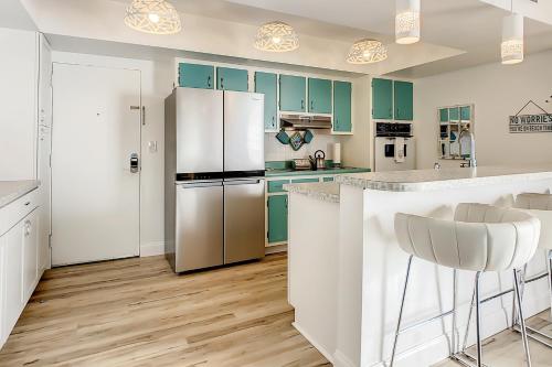 Sandpiper Tower 606 in Satellite Beach, USA