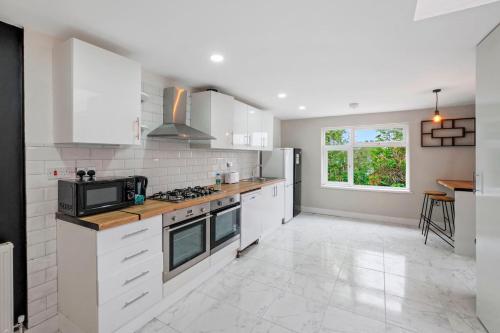 Contemporary 6 Bedroom House - Amazing Location, Selly Oak - Birmingham gîte à louer Longbridge