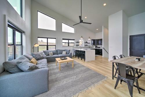 Modern Davenport Home w/ Water View & Grill! in Davenport (WA)