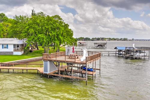 Lakefront Mabank Retreat with Dock and Boat House