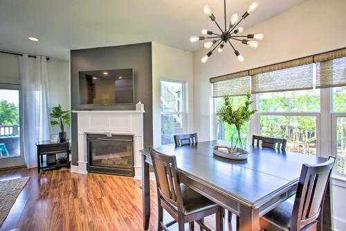 Waveland Abode with Patio, Walk to Beach! in Waveland, USA