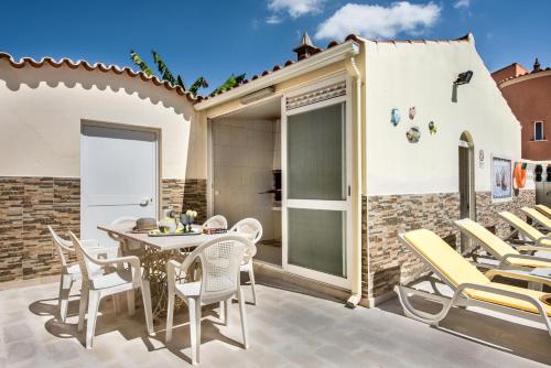 ทัศนียภาพภายนอกโรงแรม,  5 ห้องนอน 4 ห้องน้ำส่วนตัว ขนาด 250 ตร.ม. – คาร์โวเอโร ซิตี้เซ็นเตอร์ (Villa Miguel) in คาร์โวเอโร ซิตี้เซ็นเตอร์