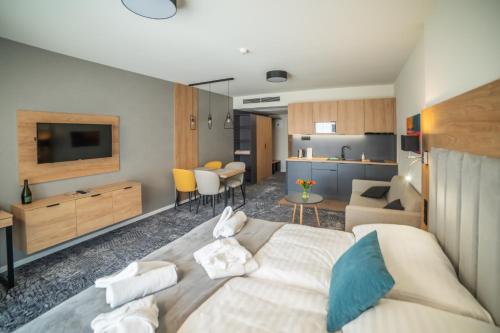 Lux apartmán v hoteli Akvamarín Bešenová 702 (Lux apartman v hoteli Akvamarin Besenova 702) in Besenova
