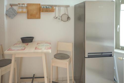 SweetHome - ruhig - große Küche, Balkon, Stellplatz, WiFi, Magdeburg (Foto 11)