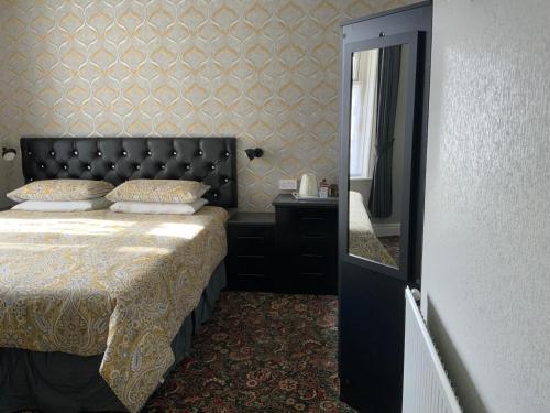 Myrtle house - image 11