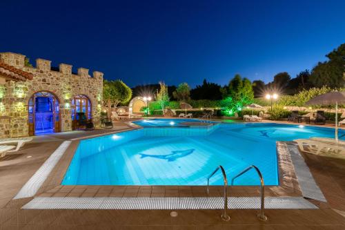 Casa Loma Rhodes - Pool Vila,Private Bar,Organic Garden,Near Airport – khách sạn tại Ialysos