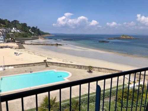 Très bel appartement vue mer avec piscine