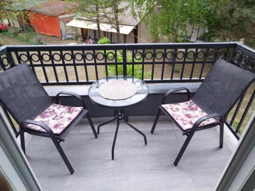 Apartman "N" Srebrno jezero in เวลิโค กราดิสเต