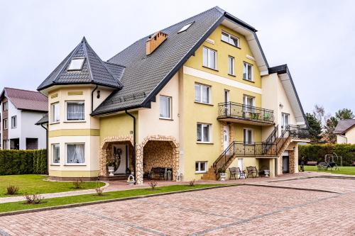 Pokoje Gościnne Katarzyna Kur (Pokoje Goscinne Katarzyna Kur) in Дебкі