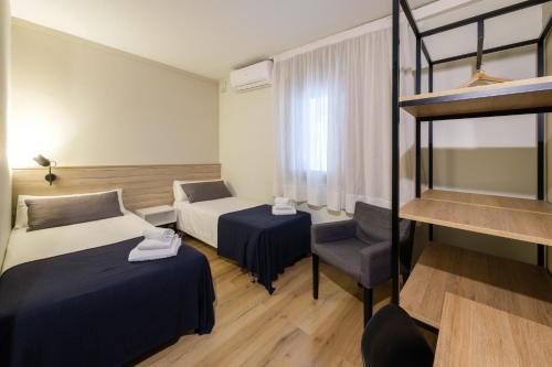 Hotel Torres Manlleu Room Type - Twin Room