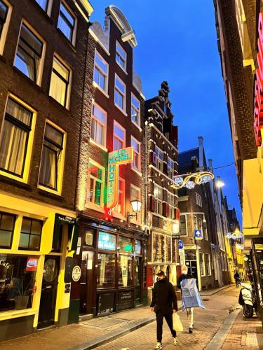 オールド ニッケル ホテル