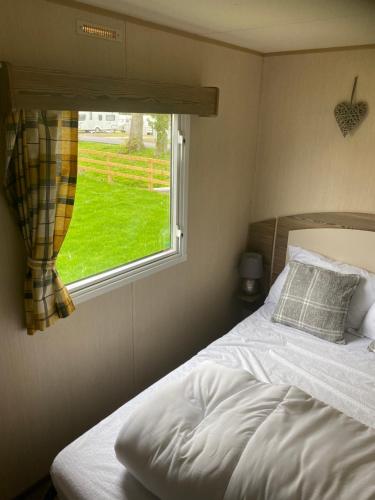 Haggerston Castle 6 Berth Caravan - Lakeside North 23