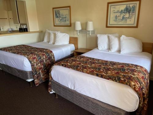 California Suites Hotel in Clairemont Mesa East